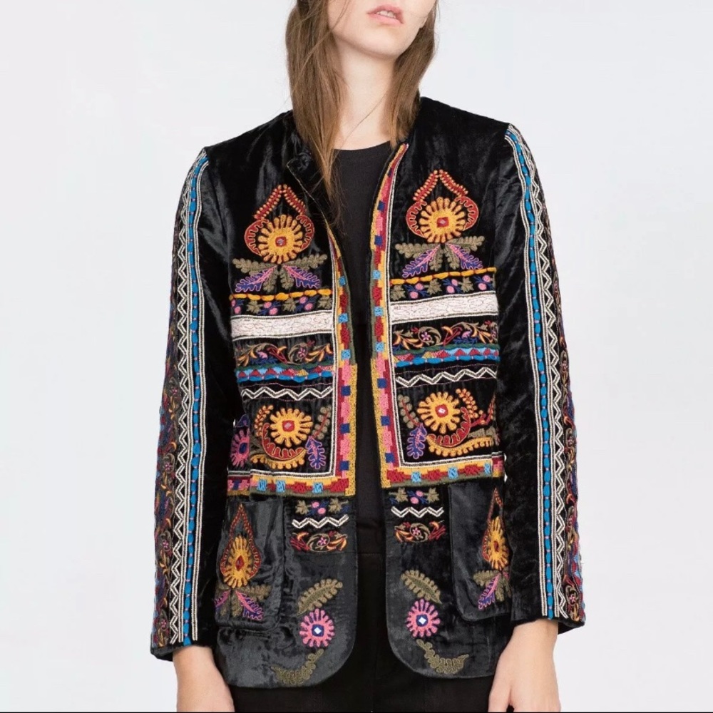 Zara velvet floral embroidered blazer jacket size medium